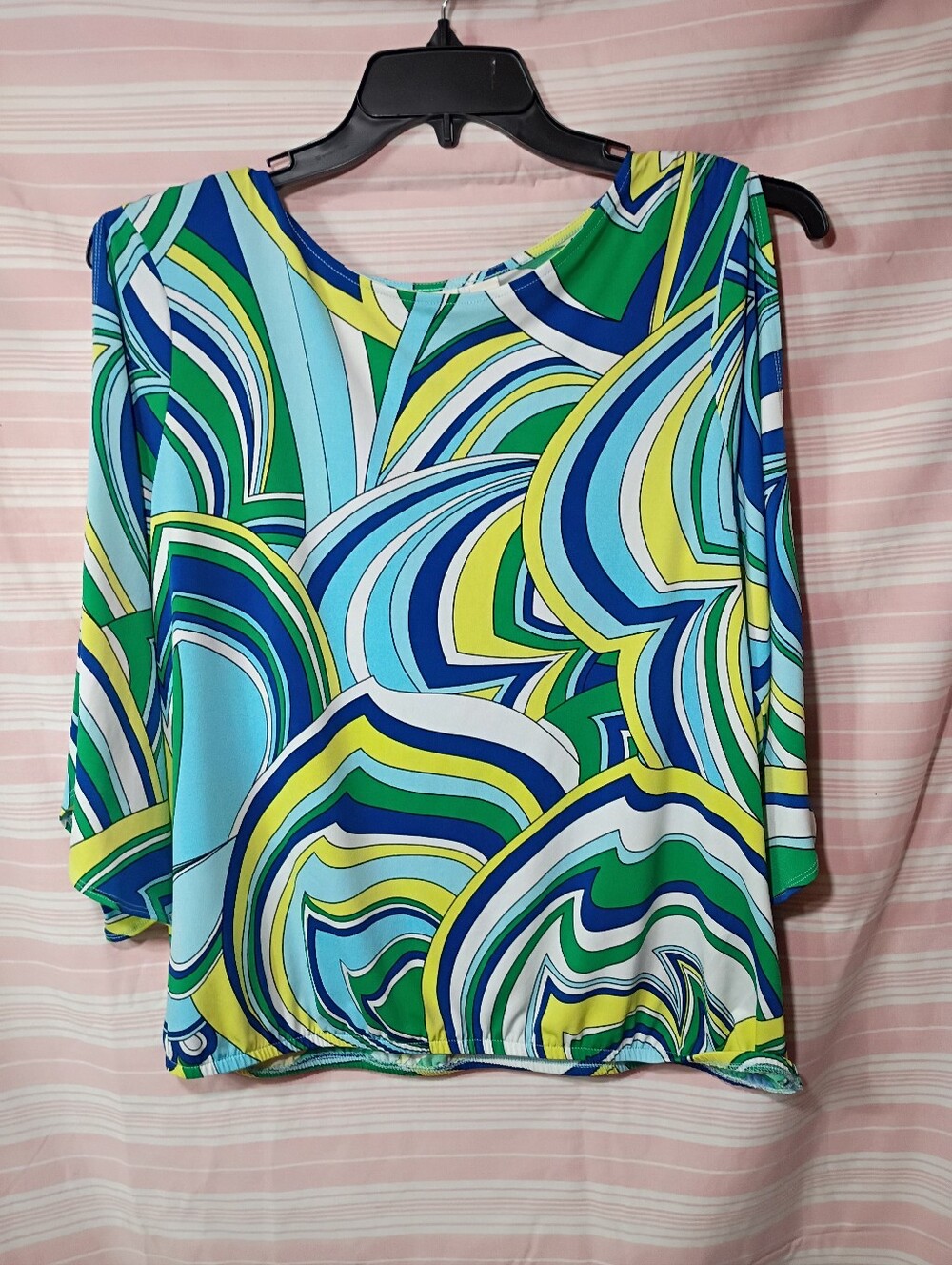 Chico's Blue Green Yellow Abstract Scoopneck Blouse